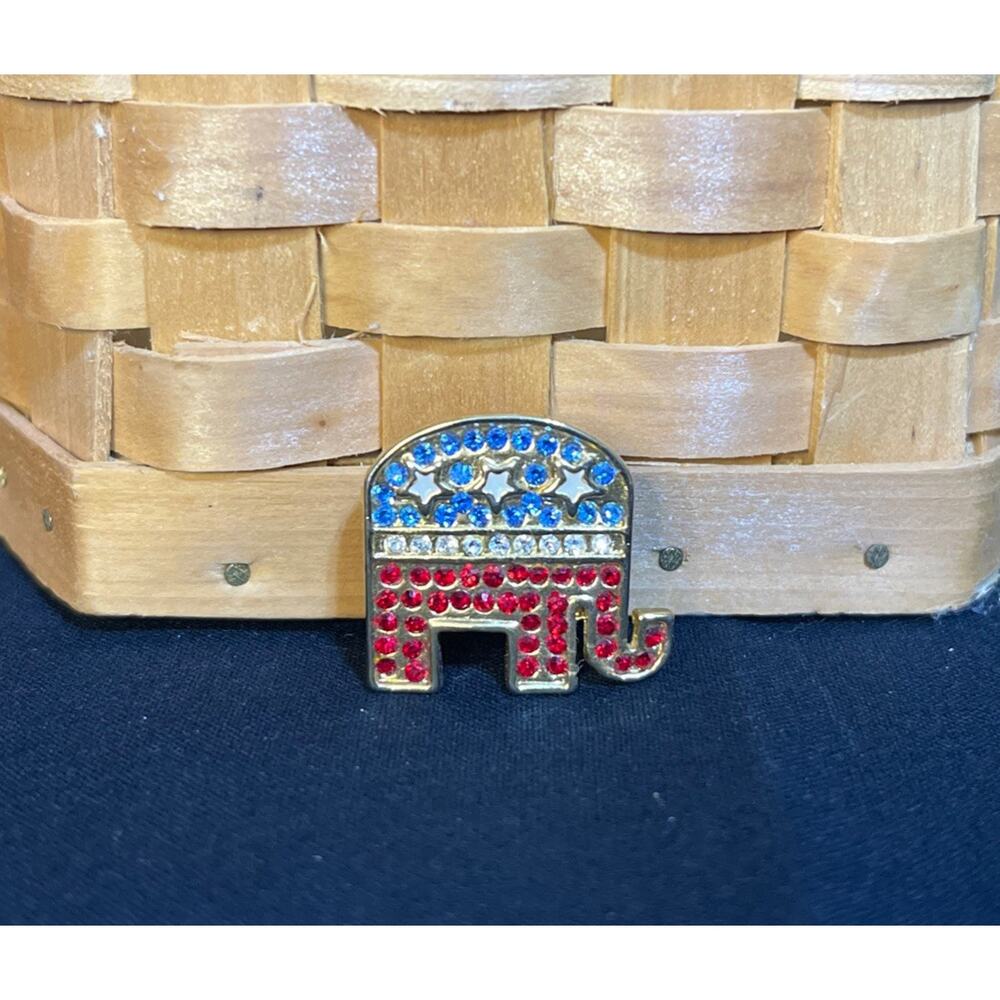 Elephant Gold Tone American USA Brooch Conservative Republican Party